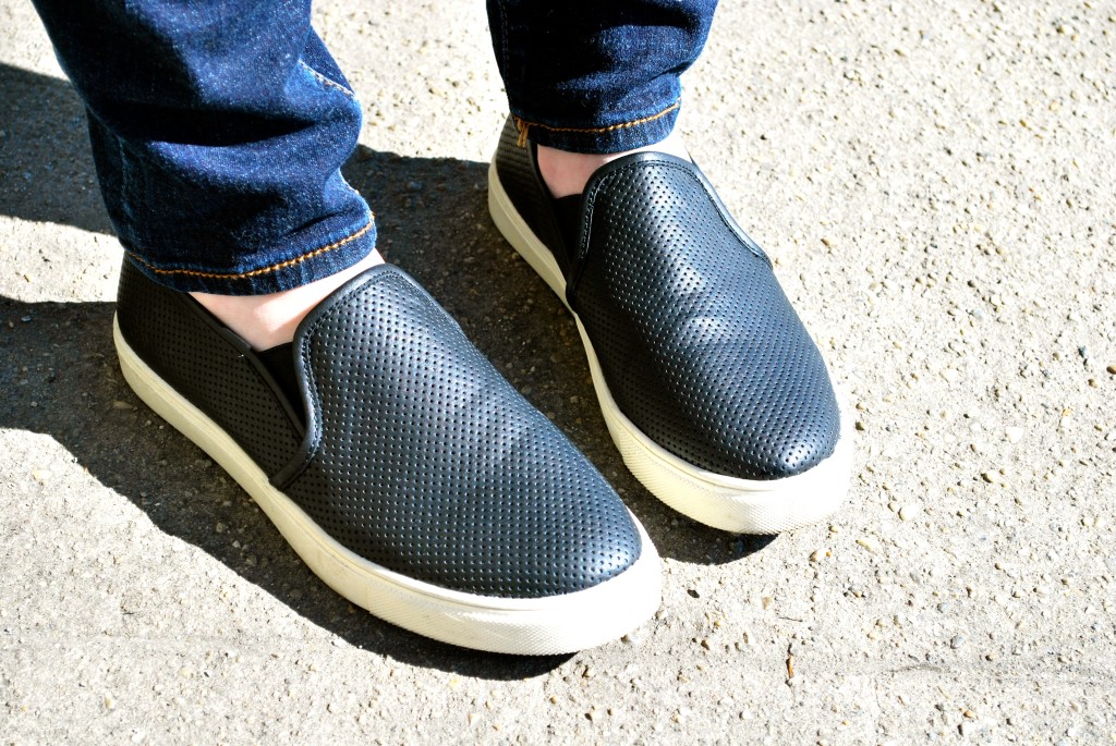 steve madden slip ons black