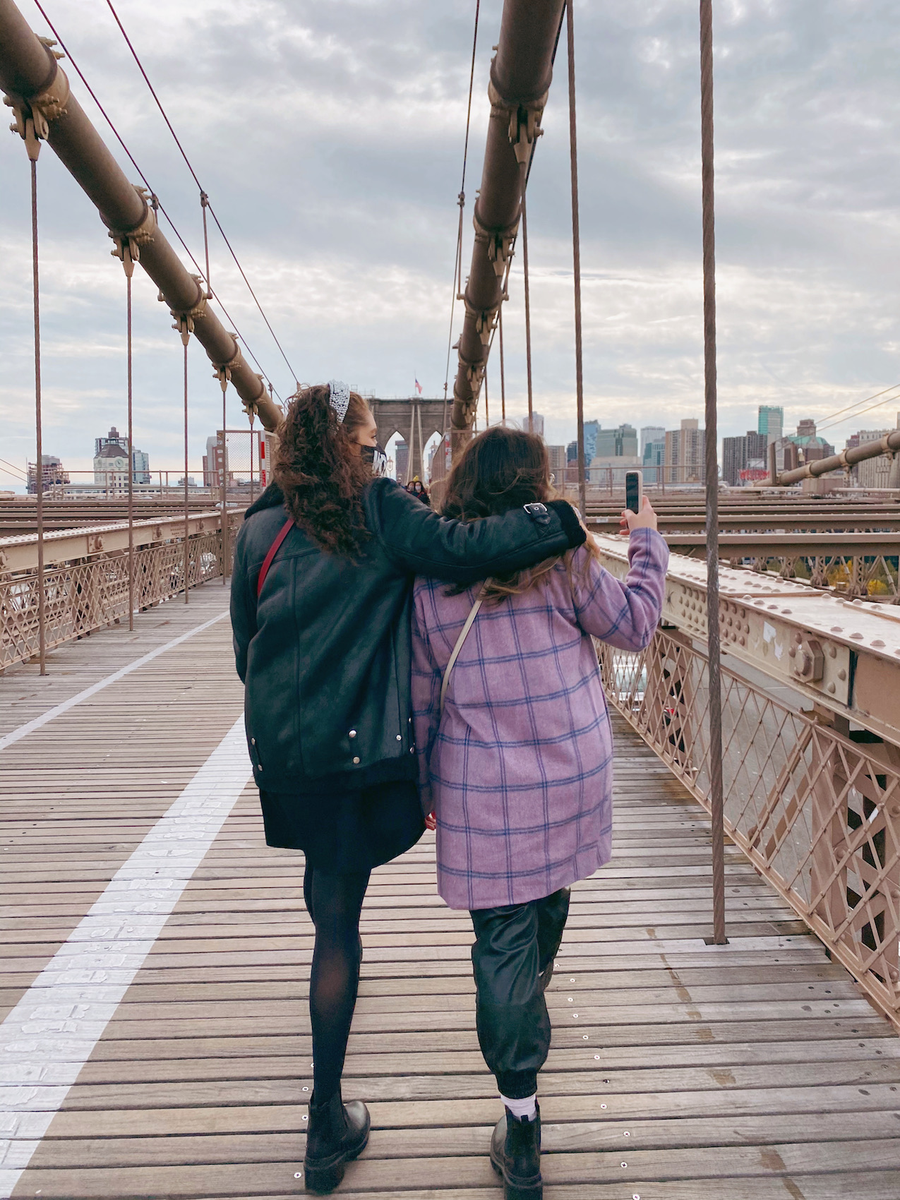 Walking The Brooklyn Bridge | Manhattan to Dumbo