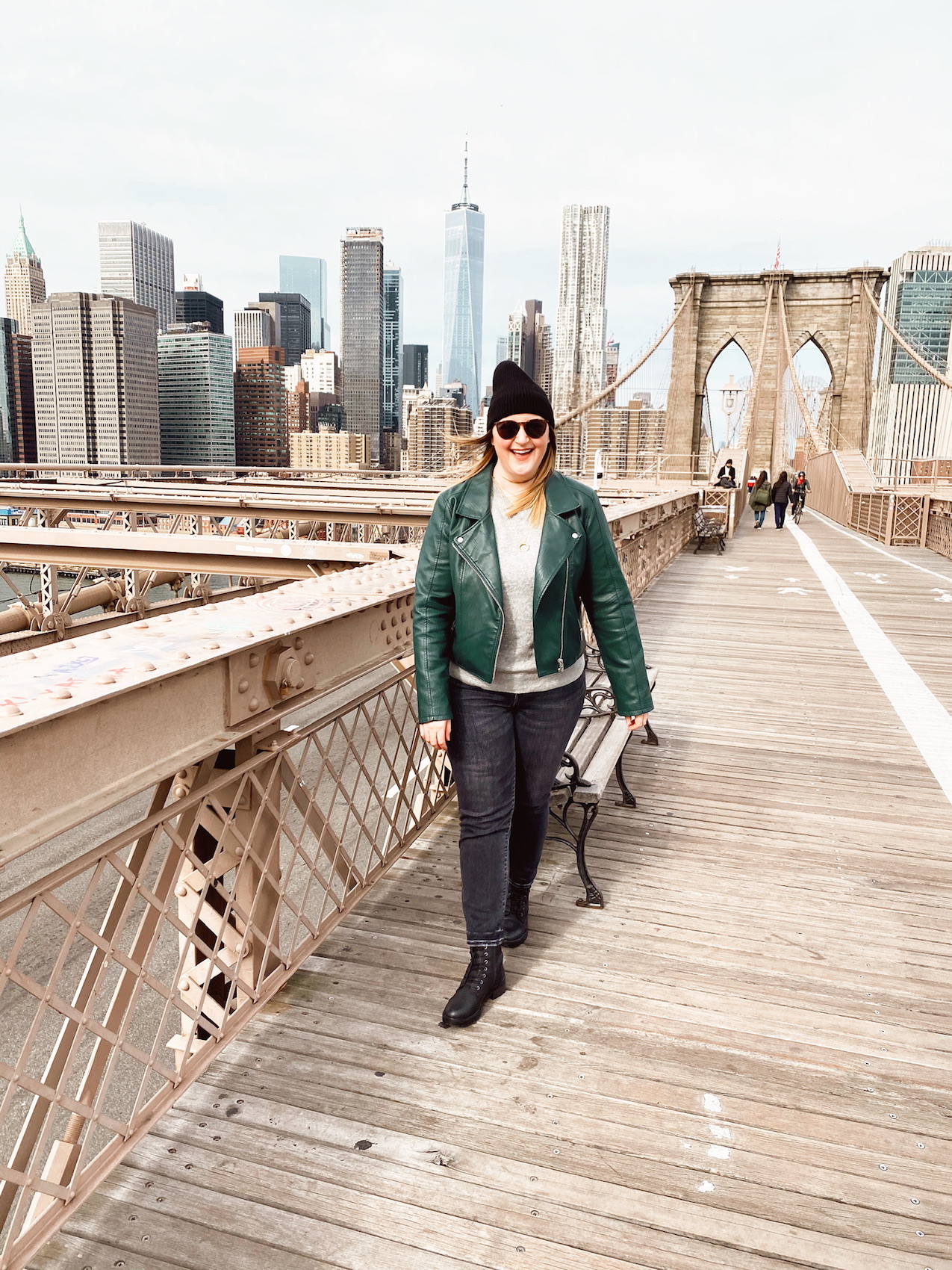 Walking The Brooklyn Bridge | Manhattan to Dumbo